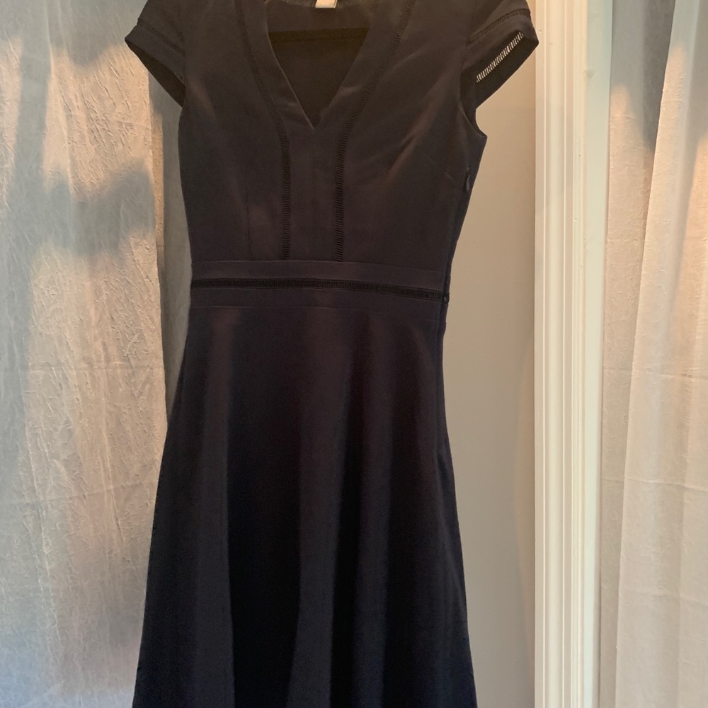 Dress - Picture 4 of 4